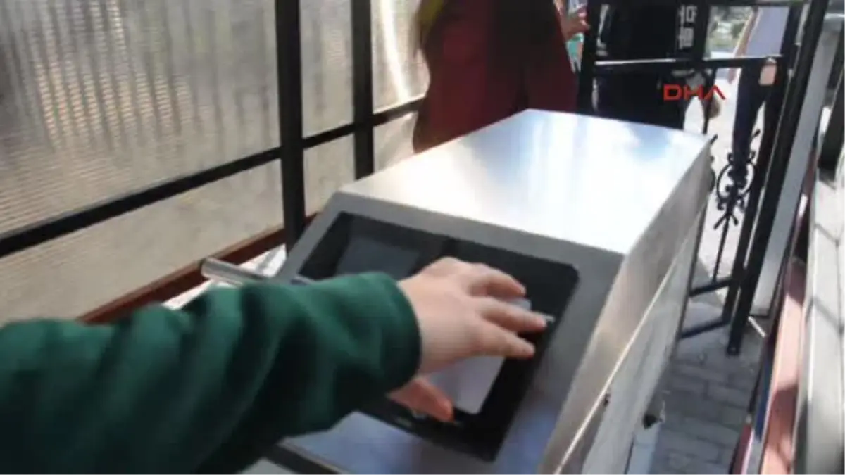 Söke\'deki Lisede Turnikeli Giriş Dönemi