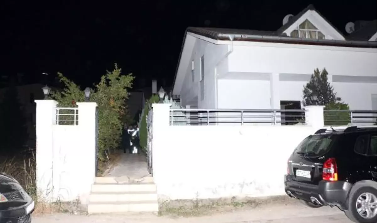 Tartıştığı Eşini Benzin Dökerek Yaktı