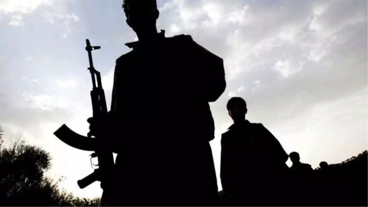 Teslim Olan PKK\'lı 8 Askerin Şehit Edilmesi Eylemine Katılmış