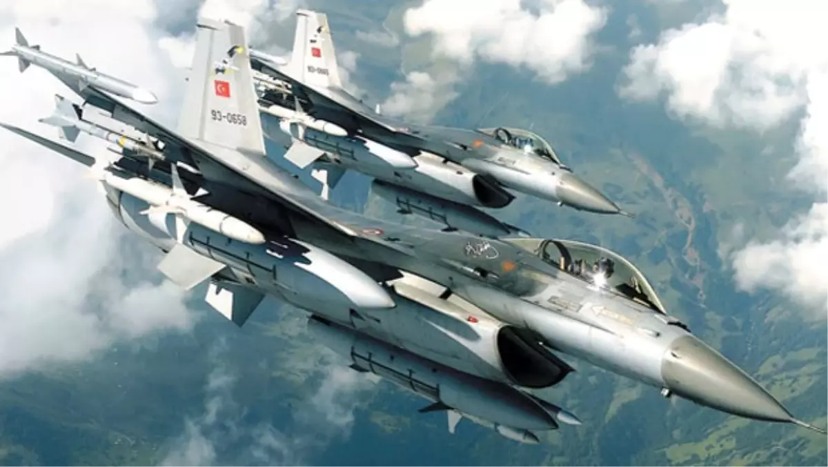 Tsk, Kuzey Irak\'ta Zap Bölgesini Bombaladı