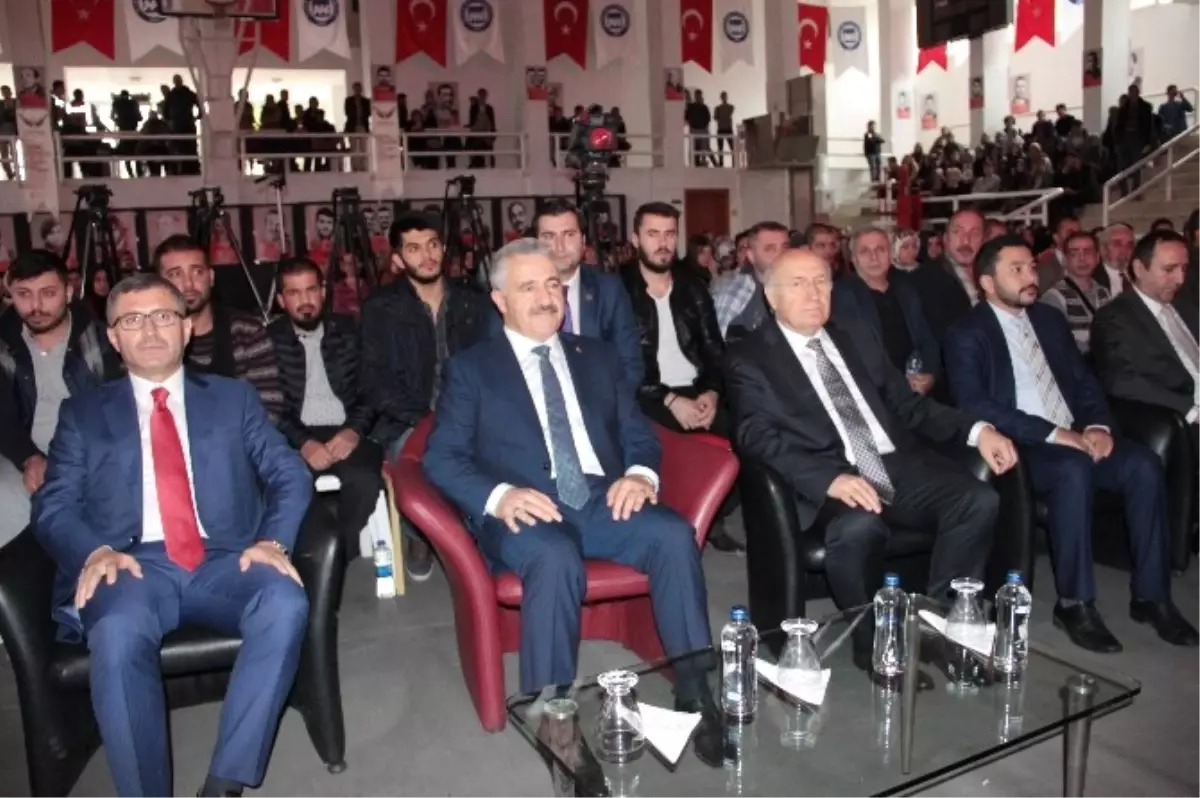 Ulaştırma Bakanı Arslan \'15 Temmuz Darbe Girişimi ve Şehitleri Anma Programı\'na Katıldı