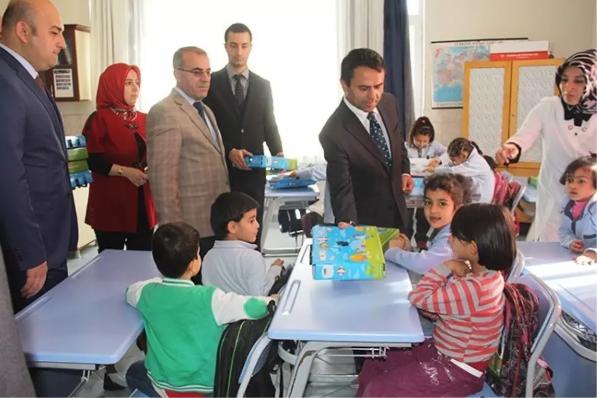 Yabancı Öğrencileri Muyu Seti Dağıtımı Yapıldı