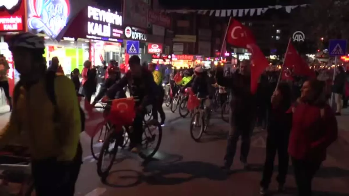 29 Ekim Cumhuriyet Bayramı Dolayısıyla "Fener Alayı" Düzenlendi - Tekirdağ