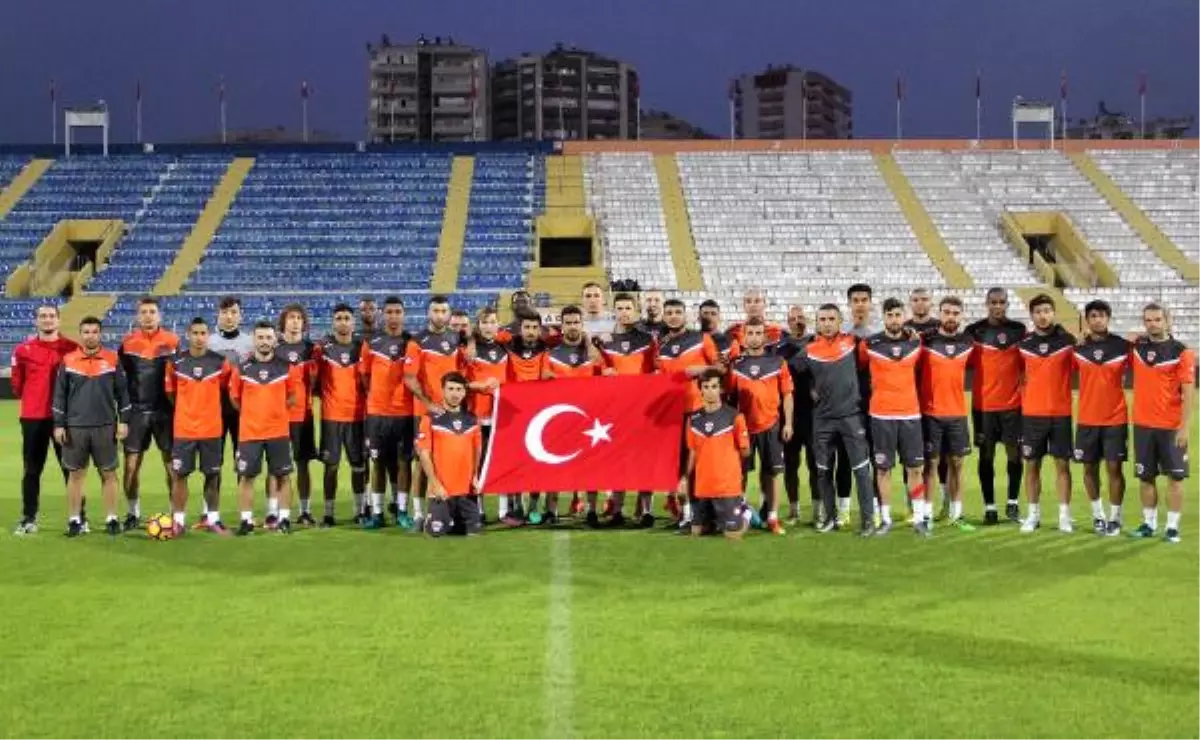 Adanaspor\'da Cumhuriyet Bayramı Coşkusu