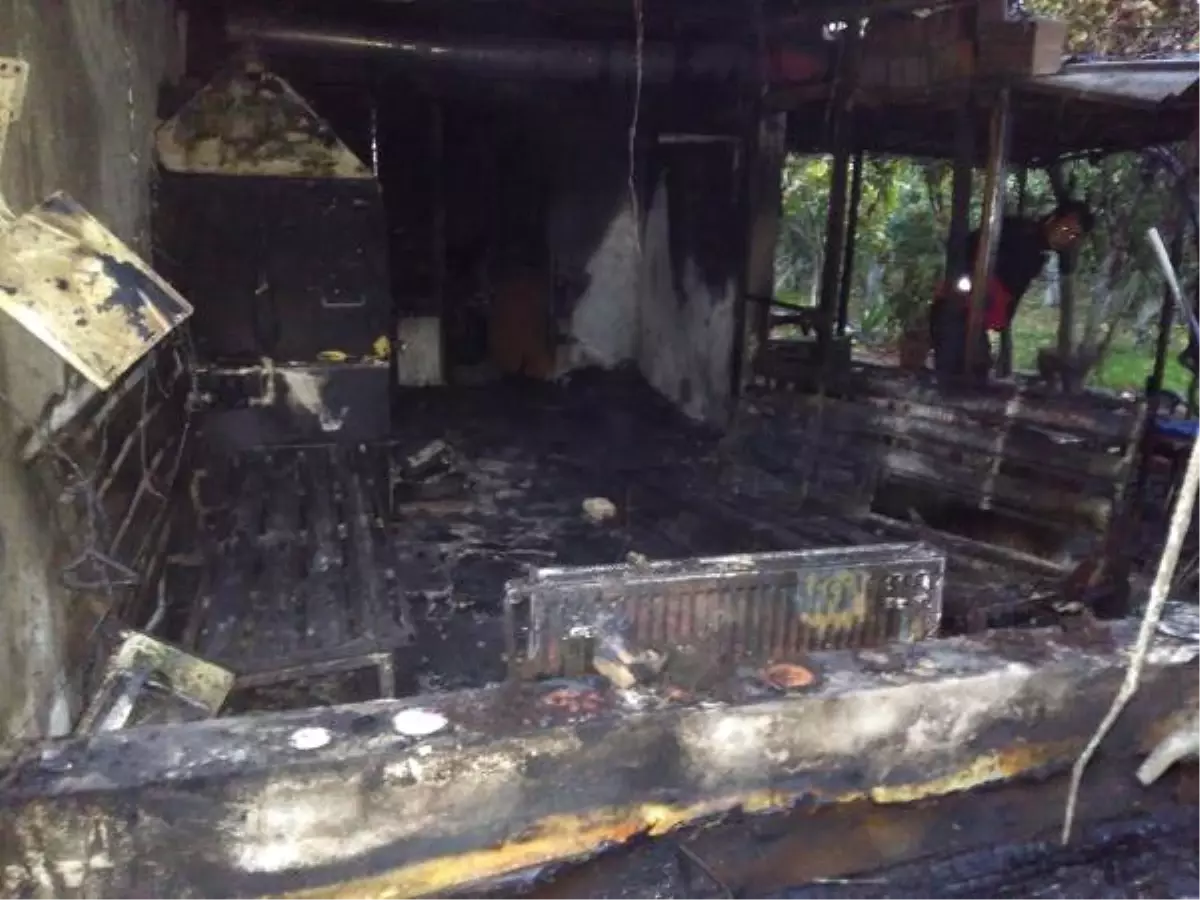 Bağ Evi, Çıkan Yangında Kullanılmaz Hale Geldi