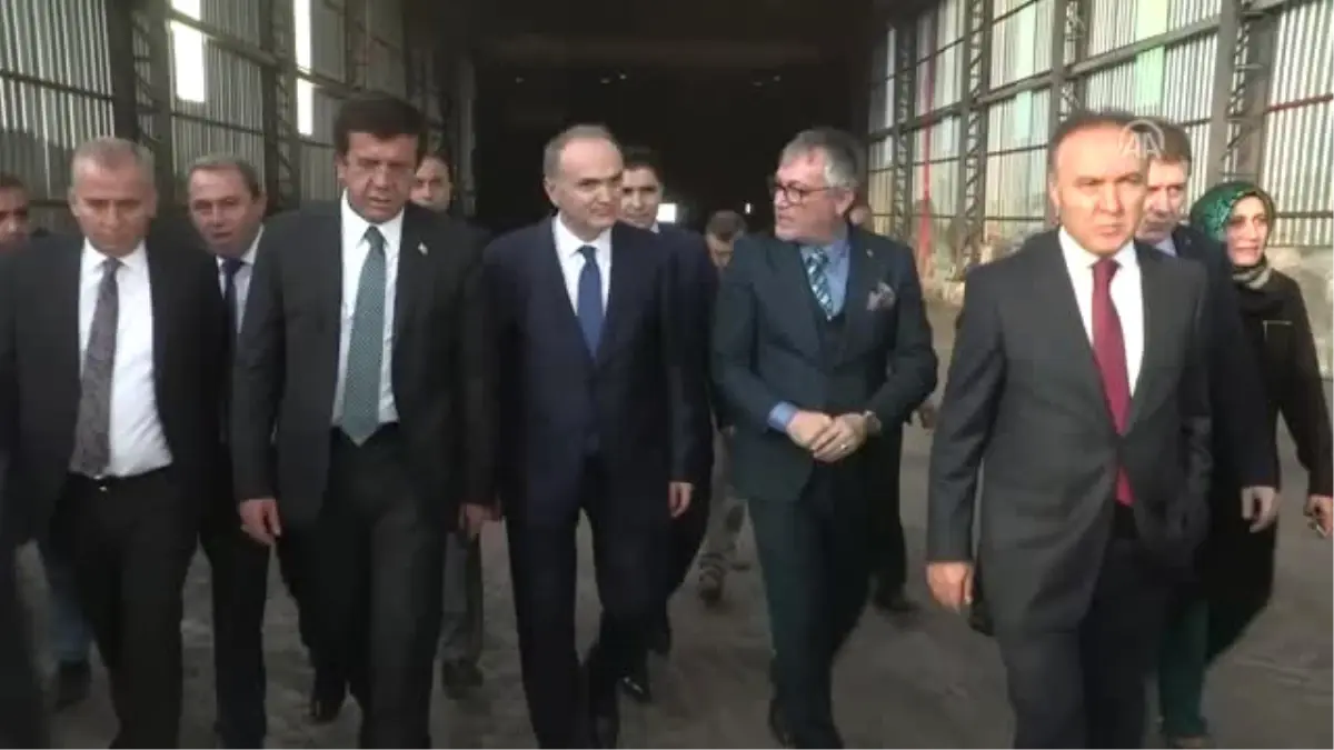 Bakanlar Zeybekci ve Özlü, Denizli Valisi Ahmet Altıparmak\'ı Makamında Ziyaret Etti