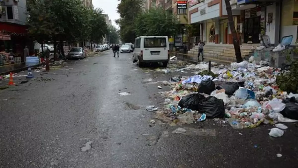 Diyarbakır\'da Hayat Felç Oldu