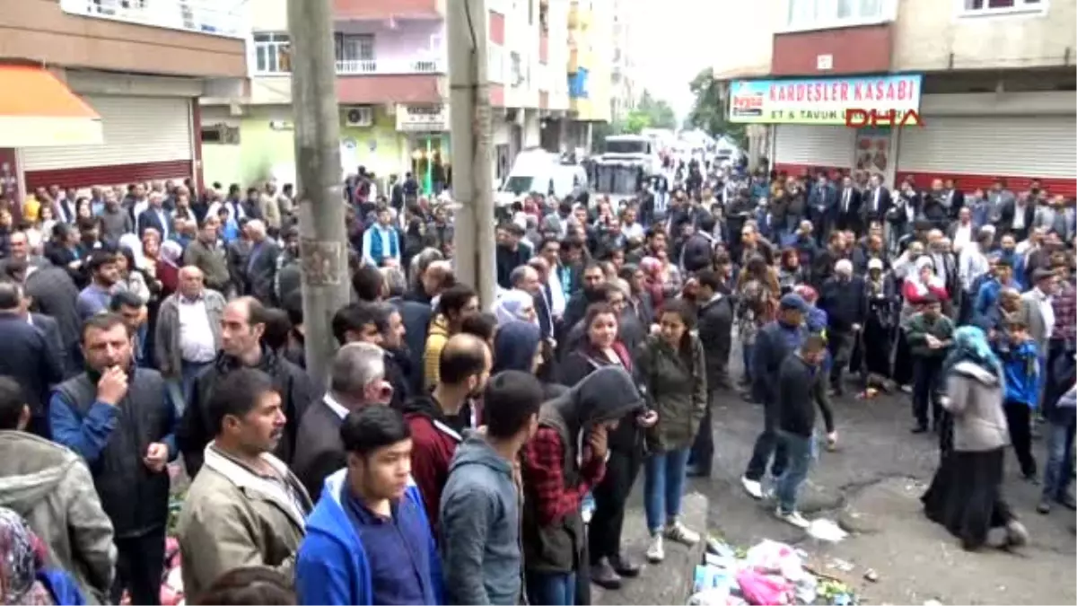 Diyarbakır Demirtaş: Belediyeyi Seçimle Alamayacaklarını Iyi Biliyorlar 1