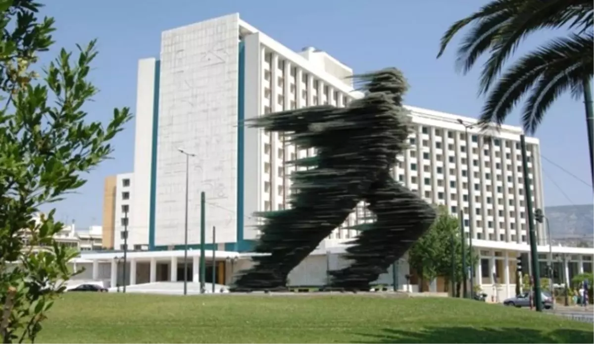 Doğuş, Atina\'daki Hilton Otelini Satın Aldı