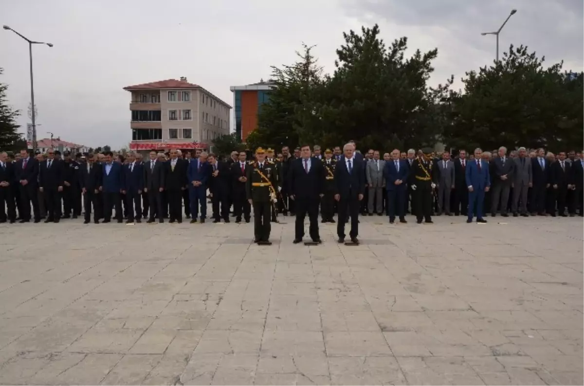 Erzincan da Cumhuriyet Bayramı Törenleri Başladı