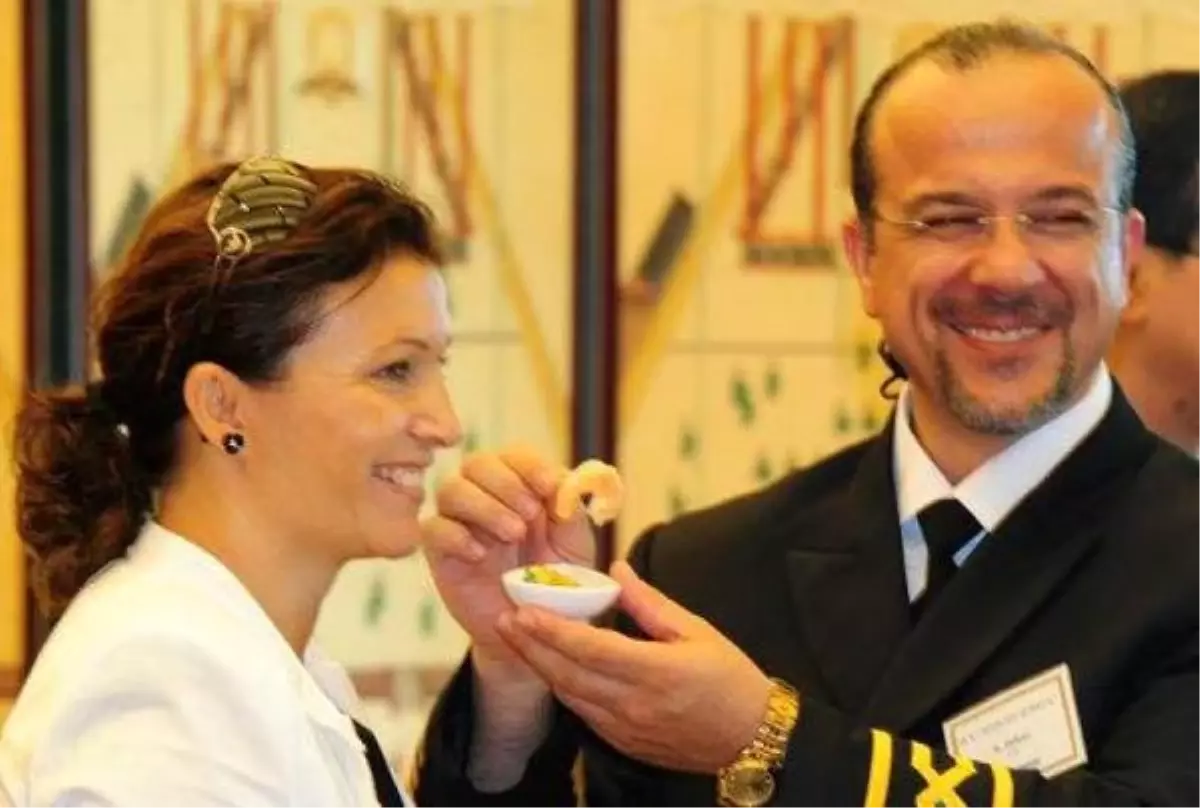 Eşini Yakarken Kendi de Yanan, Şengül Çiftinin Tedavileri Sürüyor