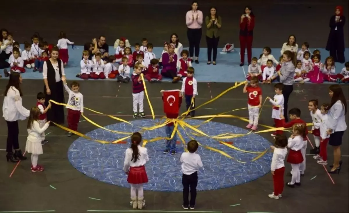 Esogü Valide Malhatun Anaokulu\'nda Cumhuriyet Bayramı Coşkusu