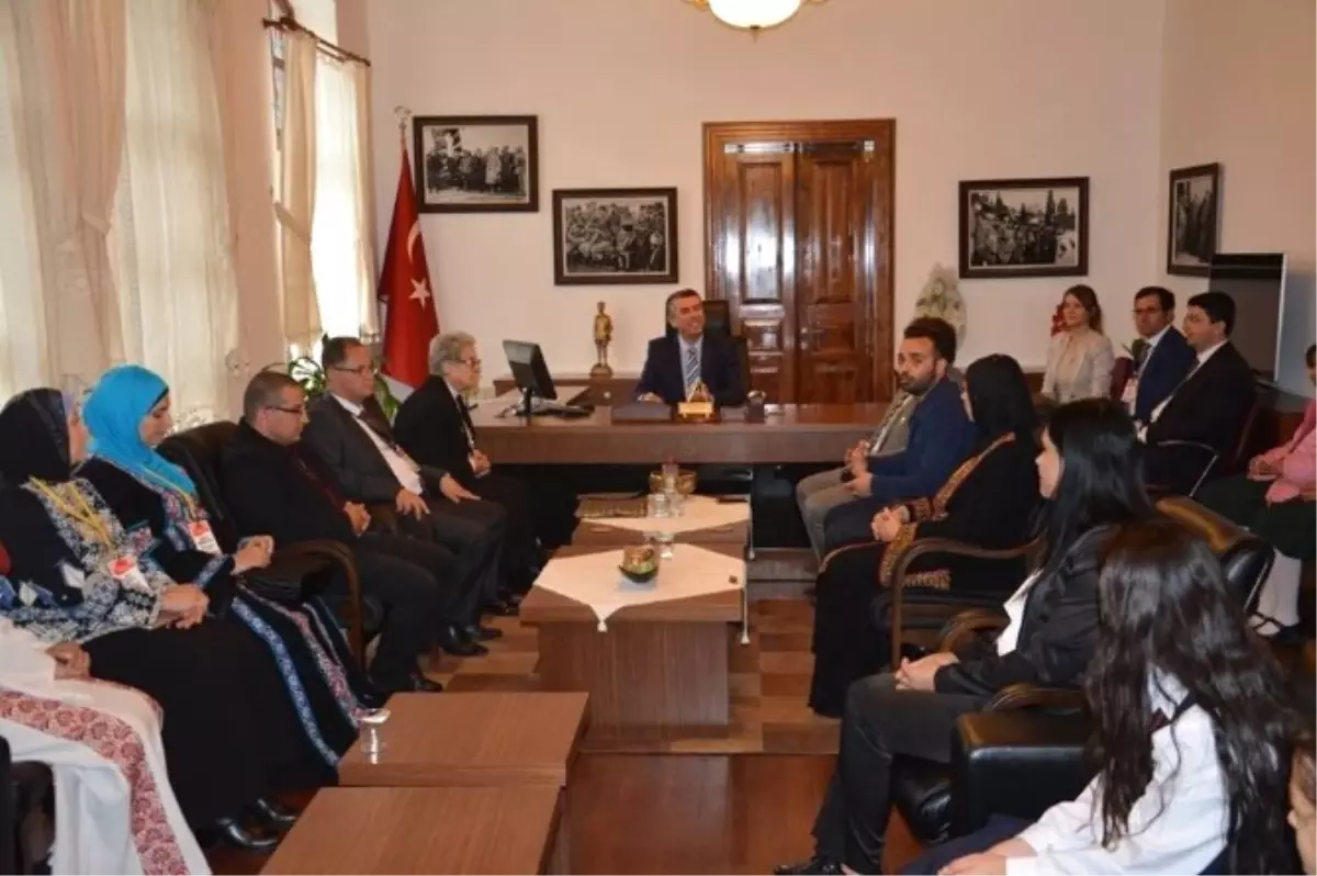 Filistin Kardeş Okul Projesi Ekibinden Kaymakam Sırmalı\'ya Ziyaret