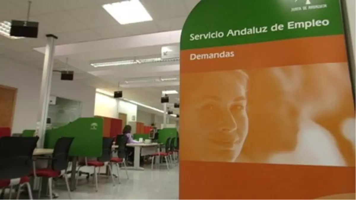 İspanya\'da İşsizlik Oranı 7 Yıl Sonra Yüzde 20\'nin Altında