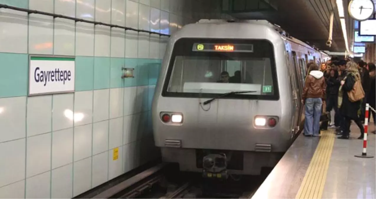 İstanbul Metrosunda Devrim: Artık İsteyenler Trende Nikah Kıyabilecek