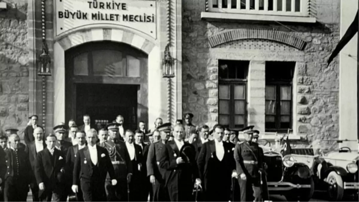 Kılıçdaroğlu\'ndan 29 Ekim Mesajı