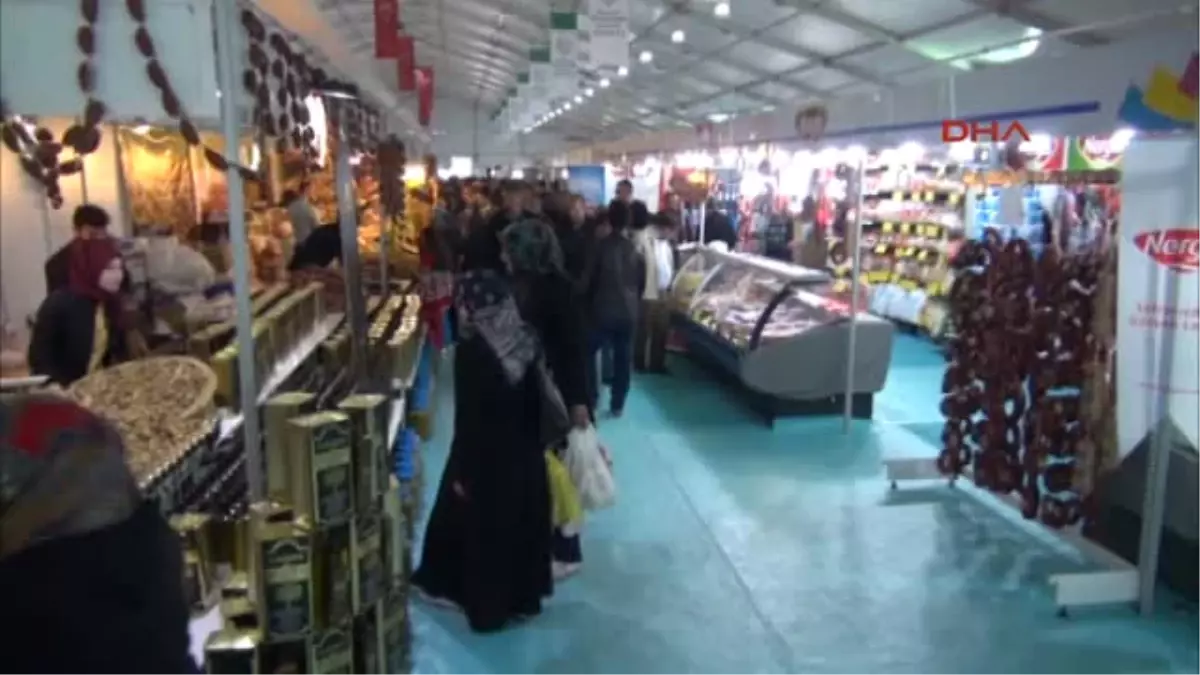 Malatya?da Yöresel Tatlar Fuarı Yoğun Ilgi Gördü