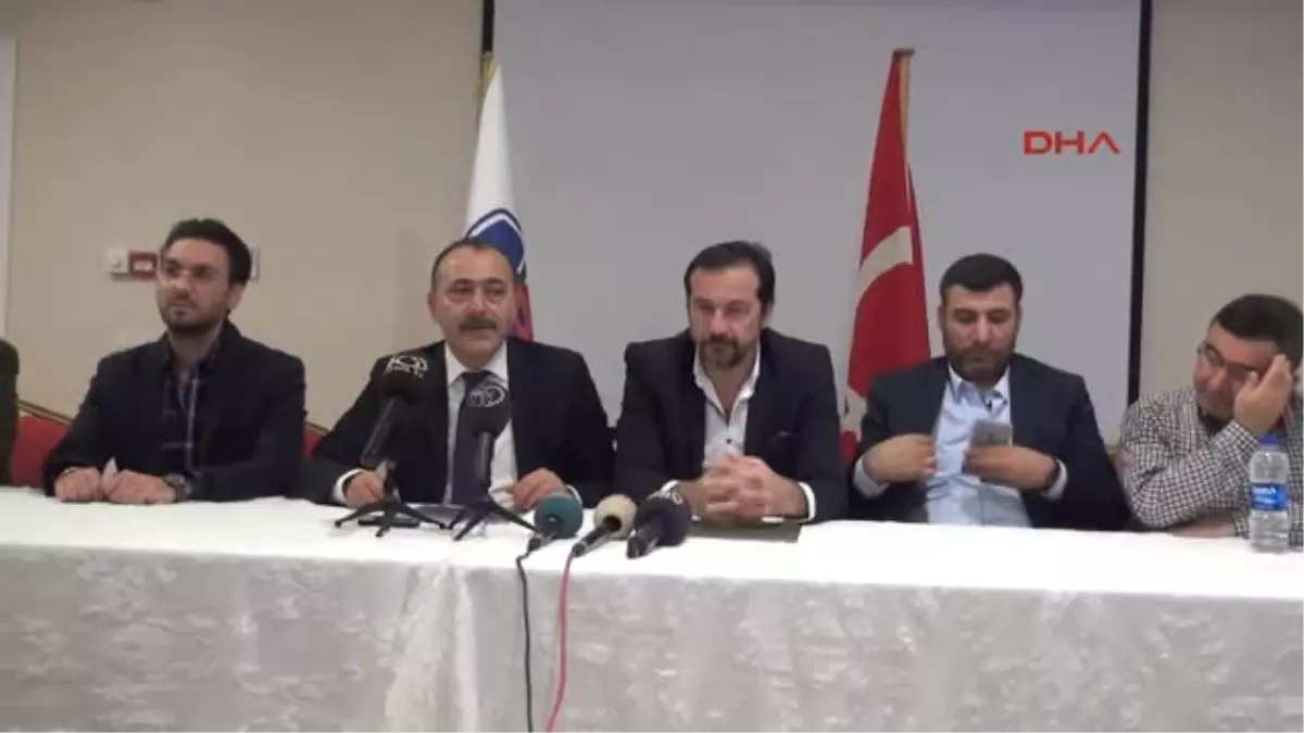 Mersin Idmanyurdu\'nun Yeni Teknik Direktörü Yusuf Şimşek Imzayı Attı