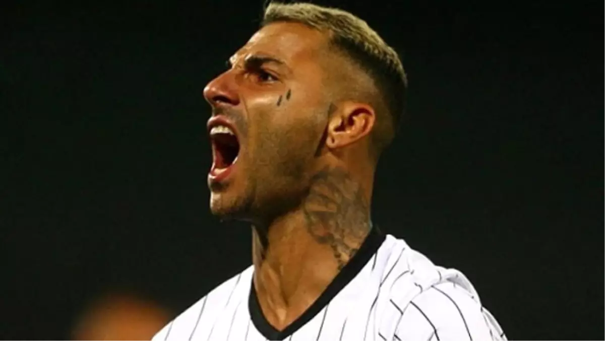 Quaresma\'dan Maç Sonu İtirafı: \'İlk Yarıyı Rakibe Hediye Ettik\'