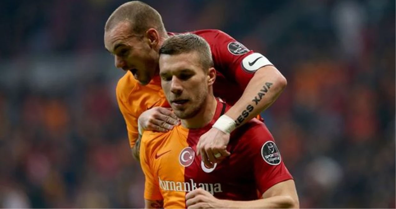 Riekerink, Adana Deplasmanında Sneijder\'in Yerine Podolski\'yi Oynatacak