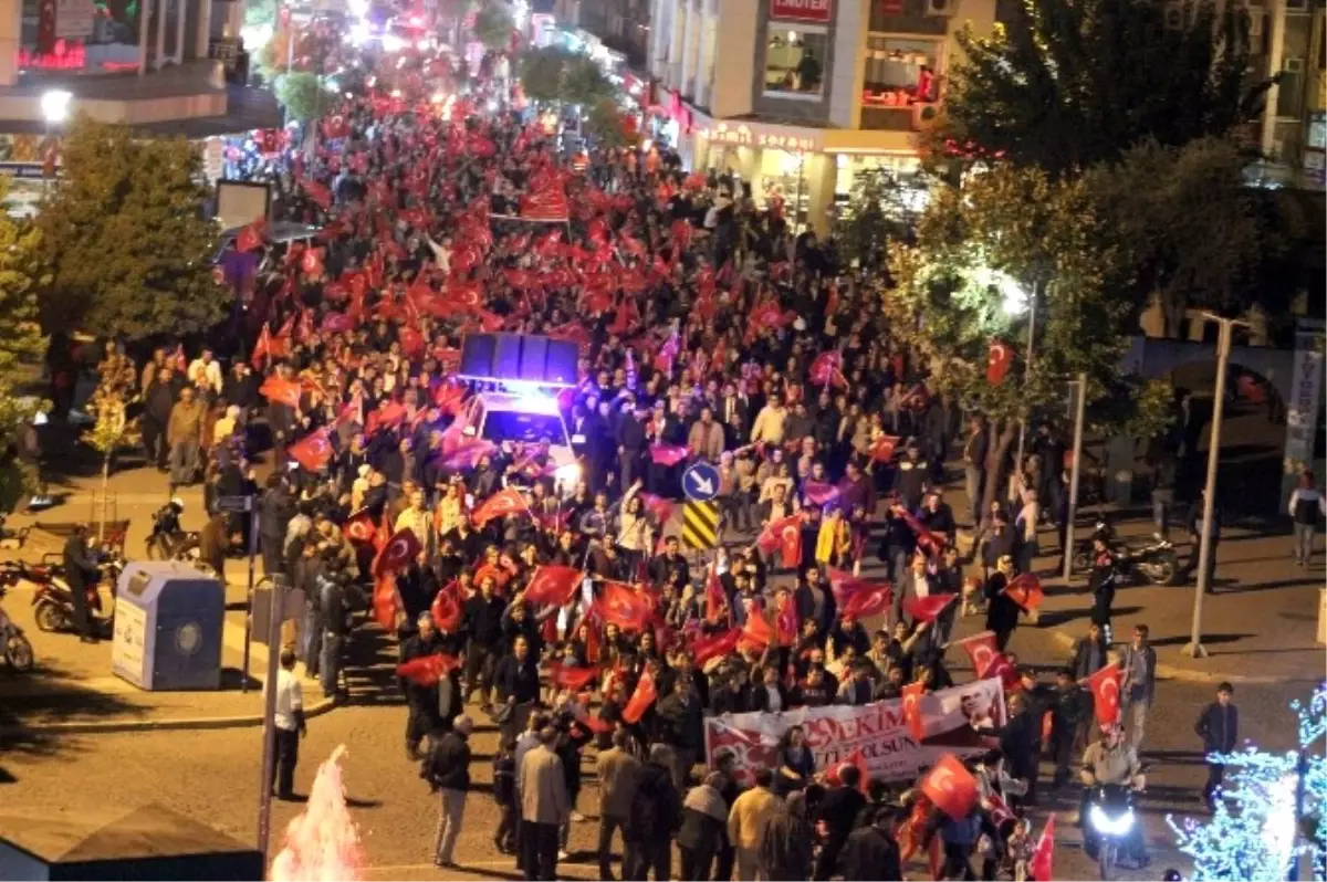 Salihli\'de Cumhuriyet Bayramı Fener Alayı Yürüyüşü Yapılacak