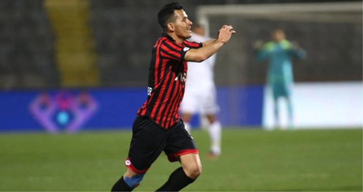 Serdar'dan Olcay'a Gönderme: Muhteşem Olmayan Sol Ayağımla Gol Attım