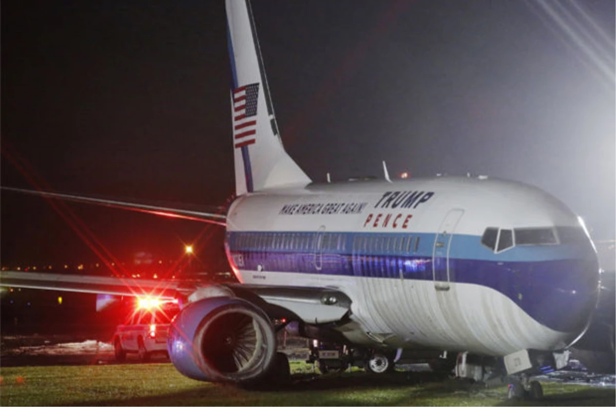 Trump\'ın Başkan Yardımcısı Adayı Pence\'in Uçağı Pisten Çıktı