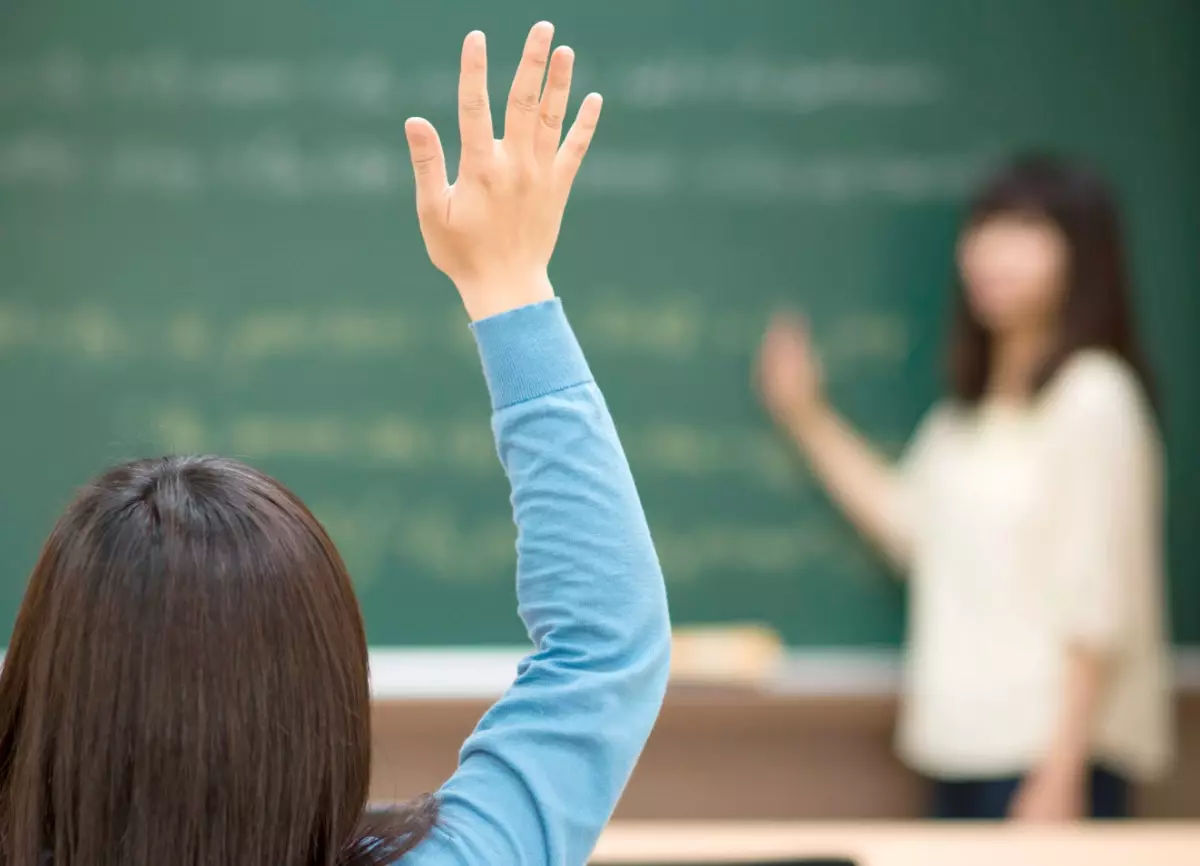 Umut Tacirleri Açığa Alınan Öğretmenlerin Peşinde