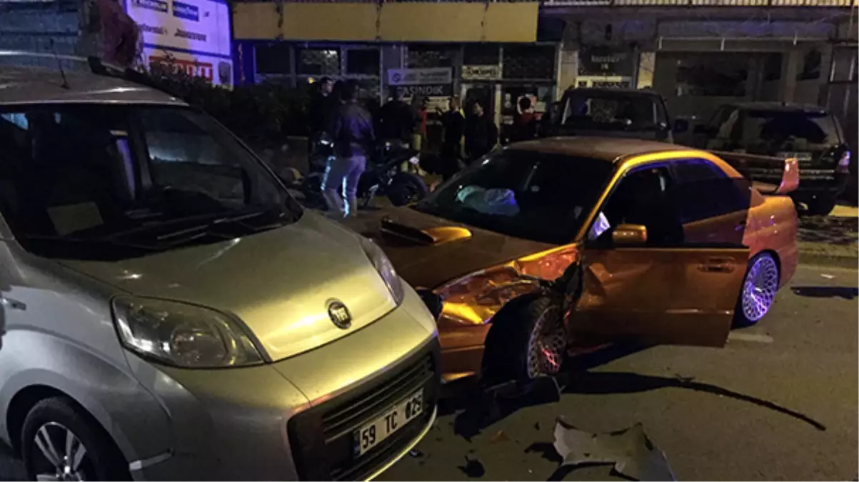 Üsküdar\'da Trafik Kazası: 3 Yaralı