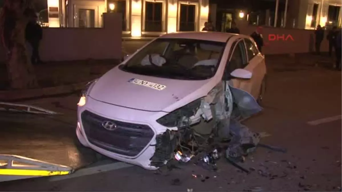 Üsküdar\'da Trafik Kazası: 3 Yaralı