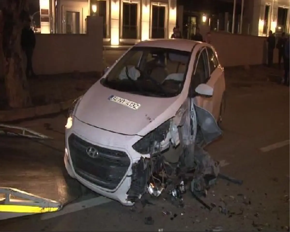 Üsküdar\'da Trafik Kazası: 3 Yaralı