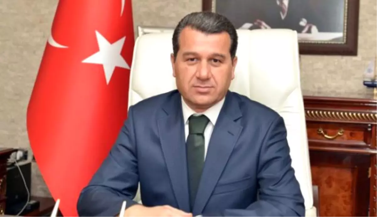 Vali Çelik\'in 29 Ekim Cumhuriyet Bayramı Mesajı