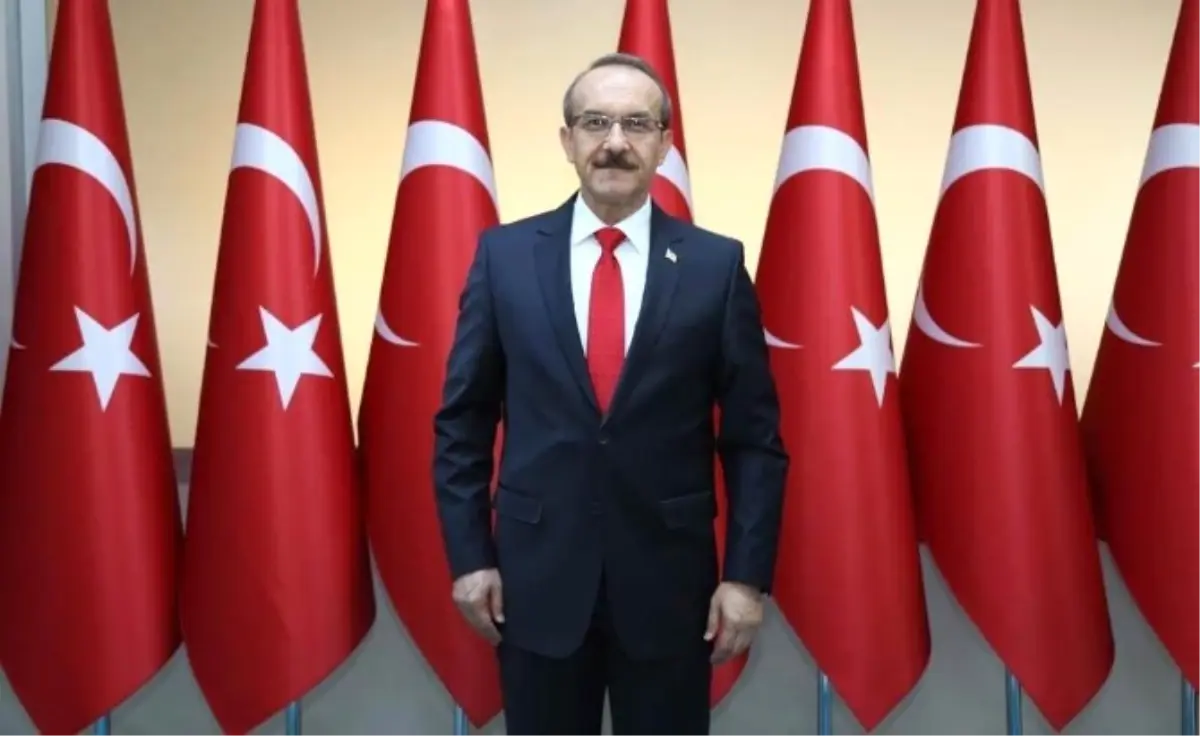 Vali Yavuz\'dan 29 Ekim Mesajı