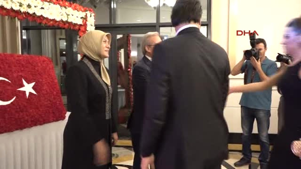 Antalya\'da Cumhuriyet Resepsiyonu Düzenledi