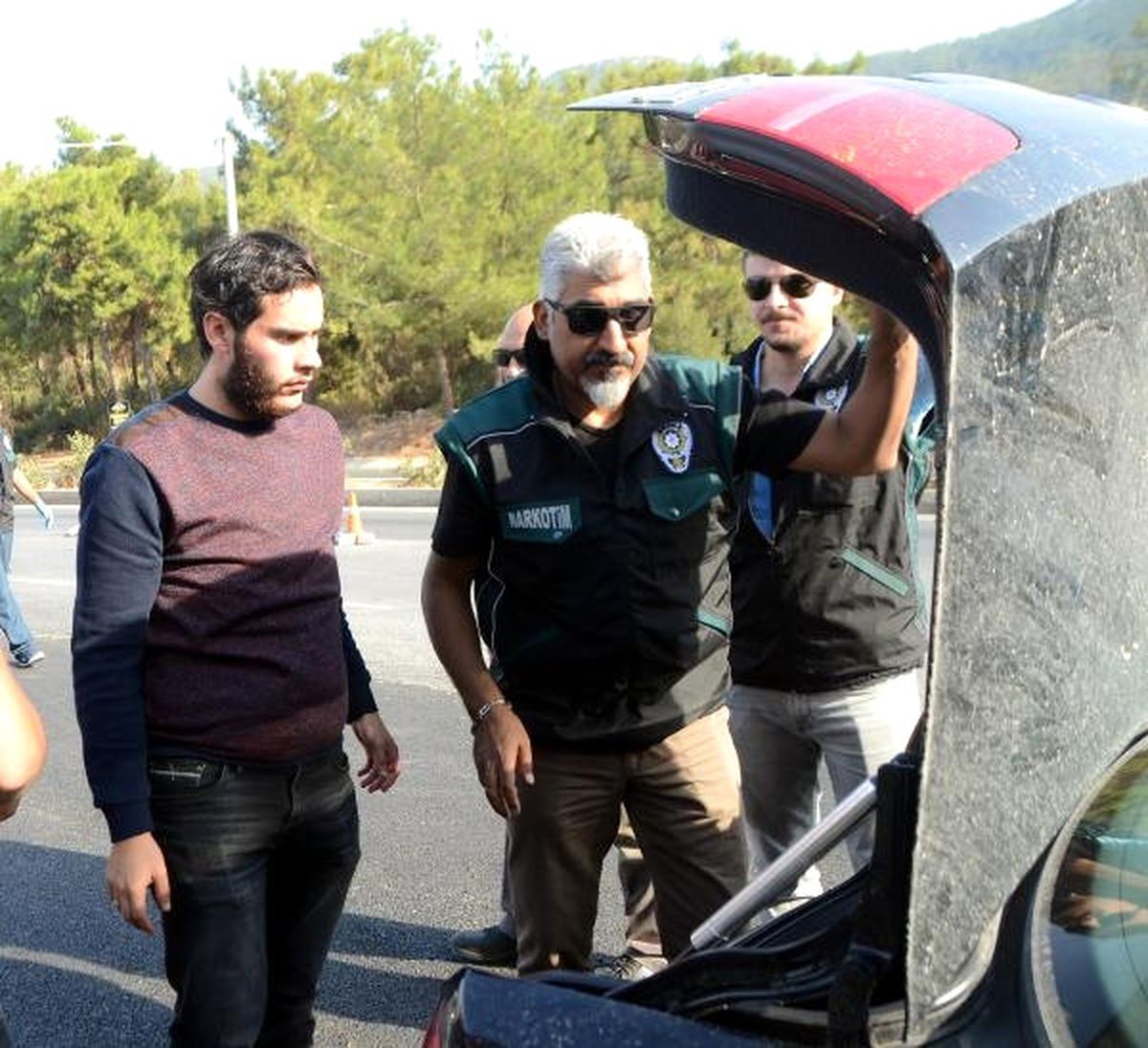 Aranan Profesörün Oğlundan Yurt Dışındaki Babasına Teslim Ol Çağrısı