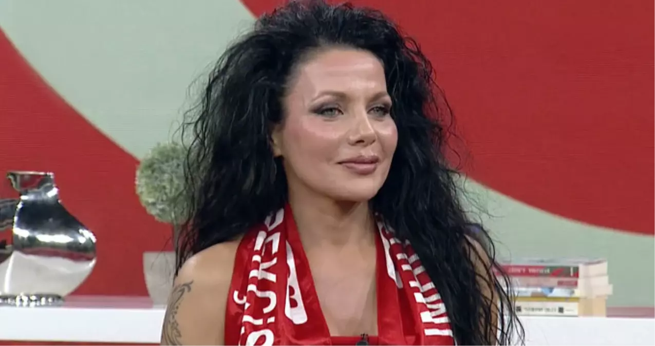 Atatürk\'ün Bilinmeyen Akrabası Canlı Yayında: Gururluyum