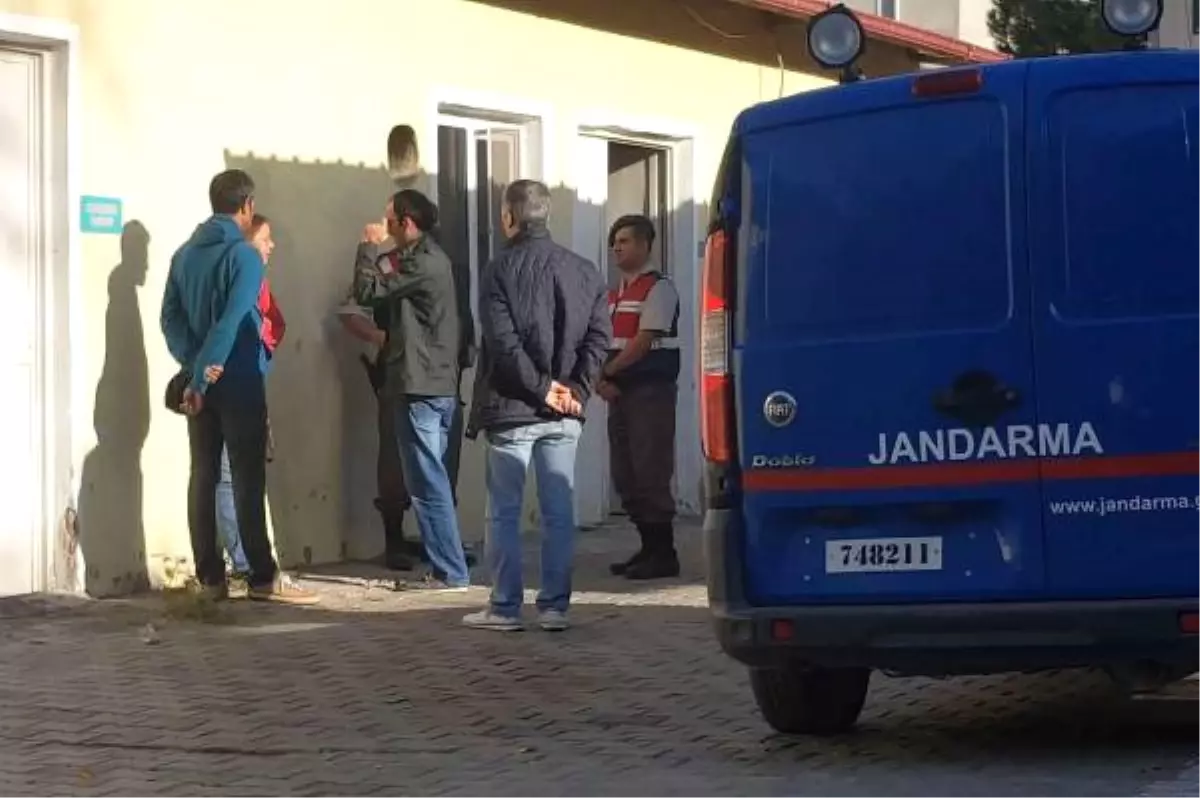 Cezaevinden Çıktı, İş Bulamayınca İntihar Etti