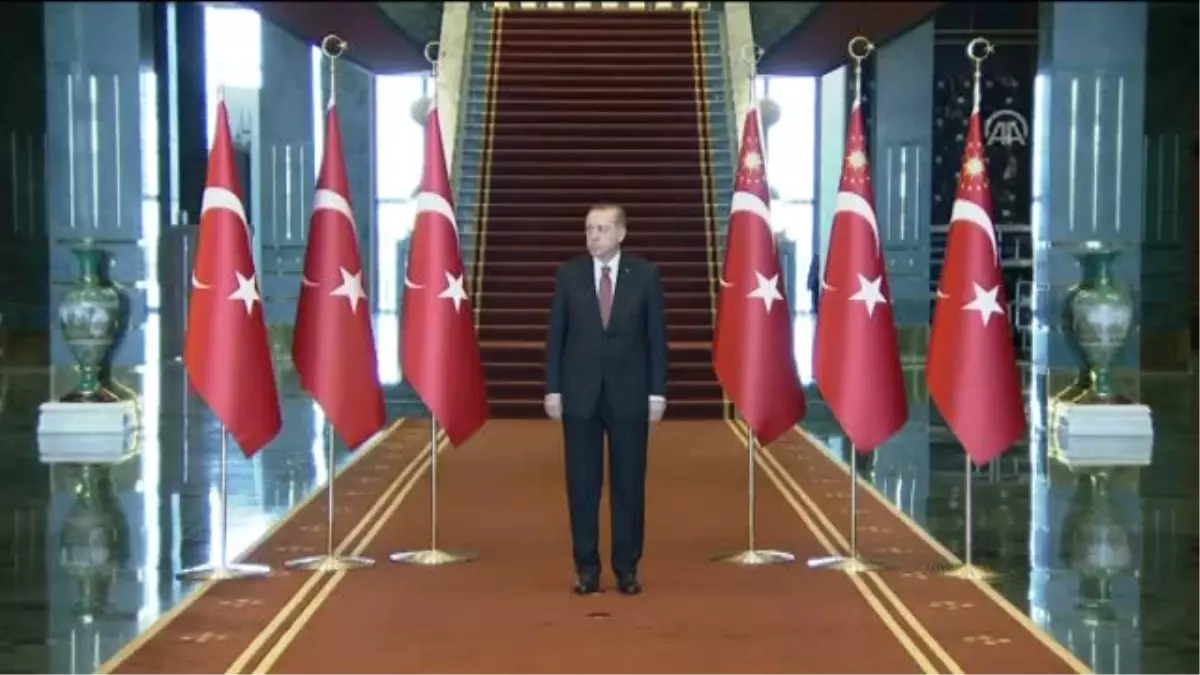 Cumhurbaşkanı Erdoğan, Cumhurbaşkanlığı Külliyesi\'nde Tebrikleri Kabul Etti (1)