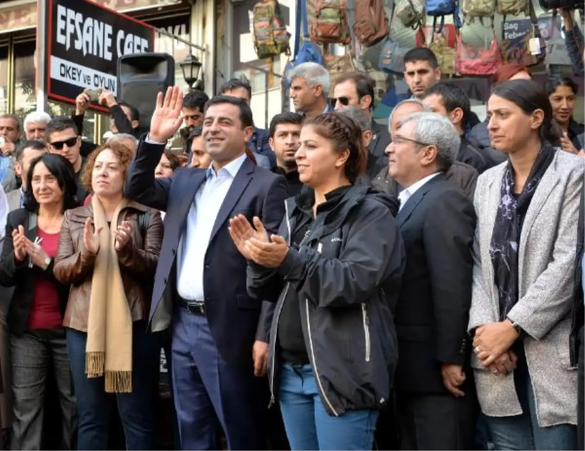 Demirtaş: PKK\'ya Para Gönderildiğine Dair Savcının Elinde Belge Yok