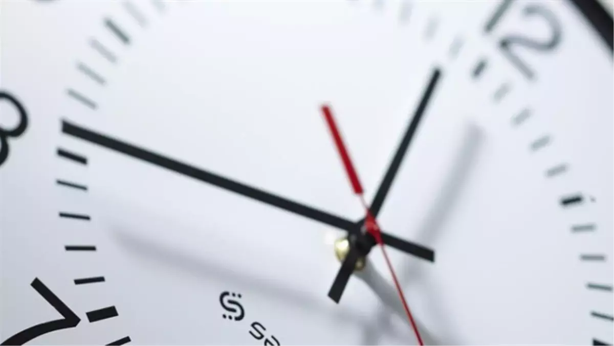 Saatler Geri Alınmayacak! Telefonunuzun Ayarını Yapın