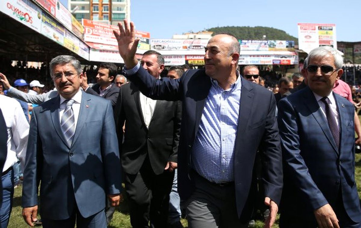 Dışişleri Bakanı Çavuşoğlu, Antalya\'da