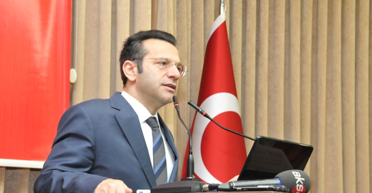 Diyarbakır Büyükşehir Belediye Başkanı Kışanak\'ın Gözaltına Alınması