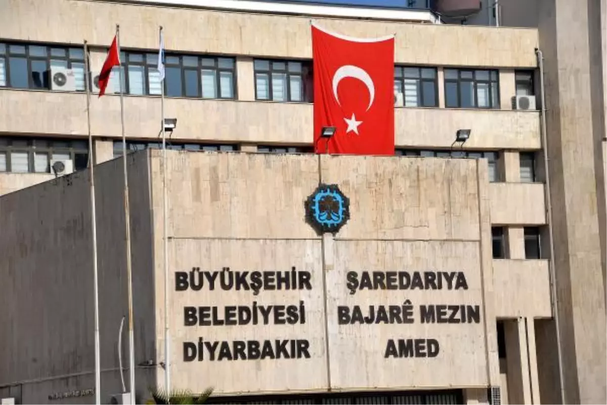 Diyarbakır Valisi Aksoy: En Doğru Yönetim Biçimi Cumhuriyet\'tir (2)