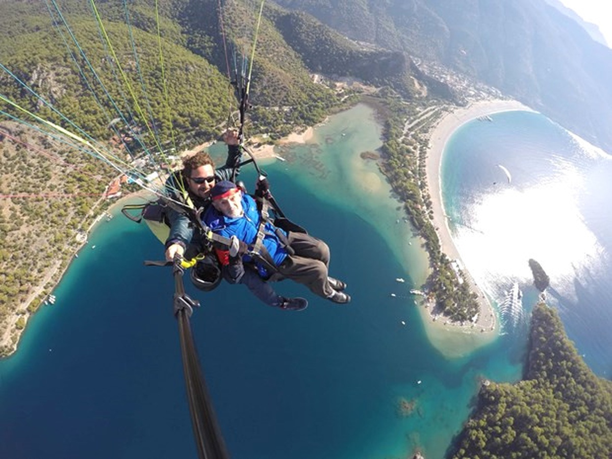 Fethiye Cumhuriyet Bayramı\'nı Gökyüzünde Kutladı