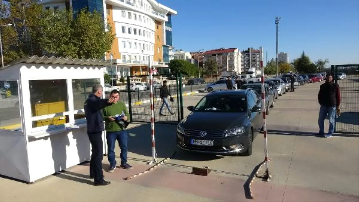 Gurbetçiler Rahat Olduğu İçin Oto Treni Tercih Ediyor
