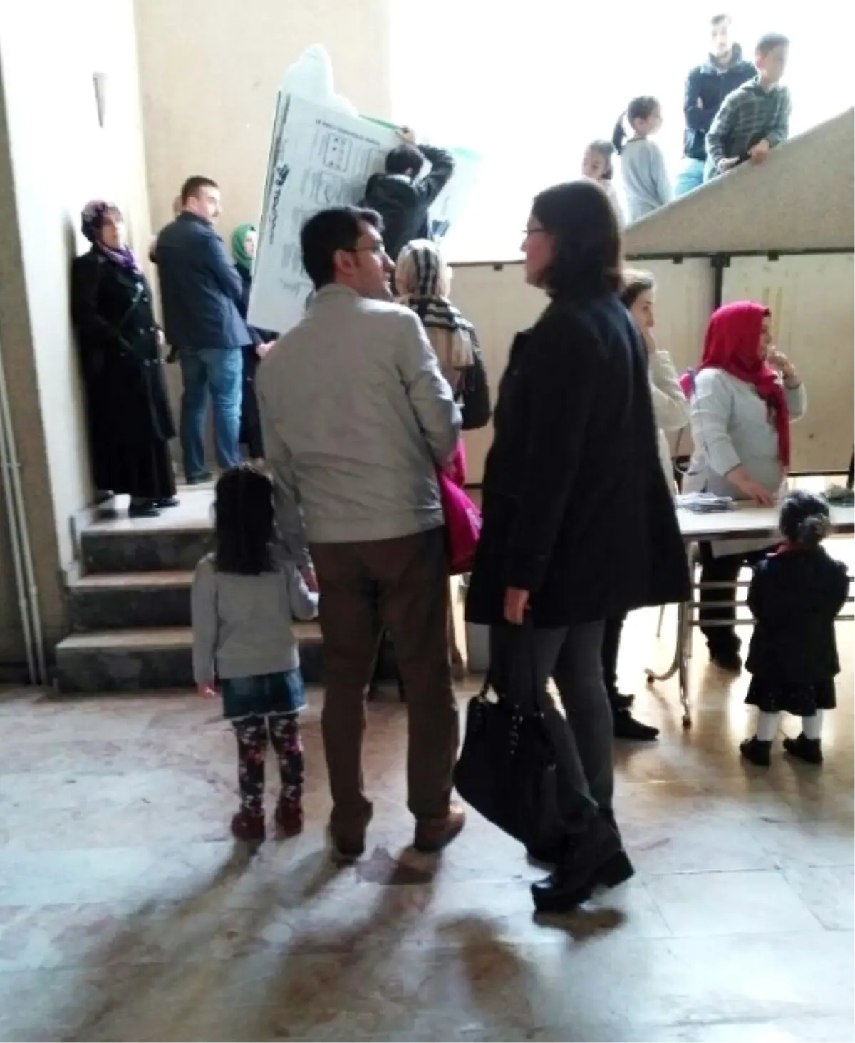 Heidi" Gecikince Veliler Duruma İsyan Etti