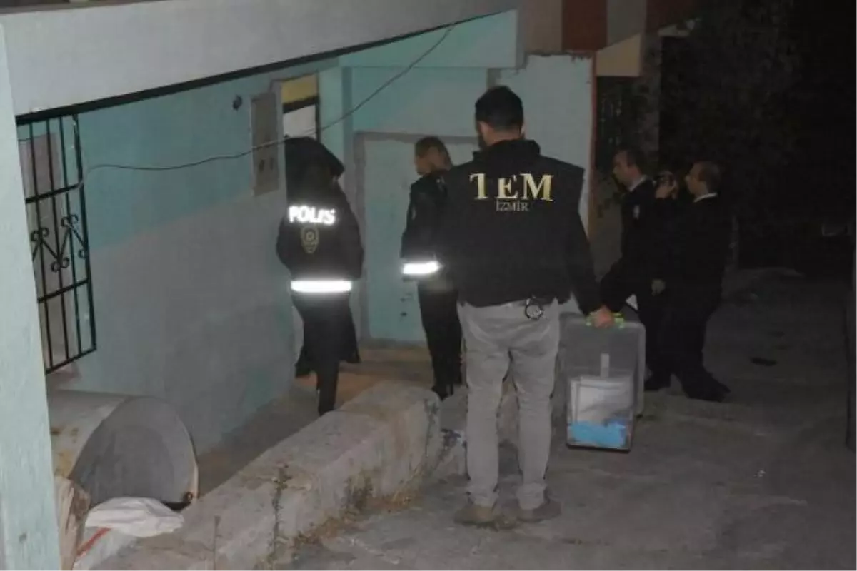 29 Ekim\'i Hedef Alacaklardı! İzmir\'de Eylem Hazırlığındaki 12 Terörist Kıskıvrak Yakalandı