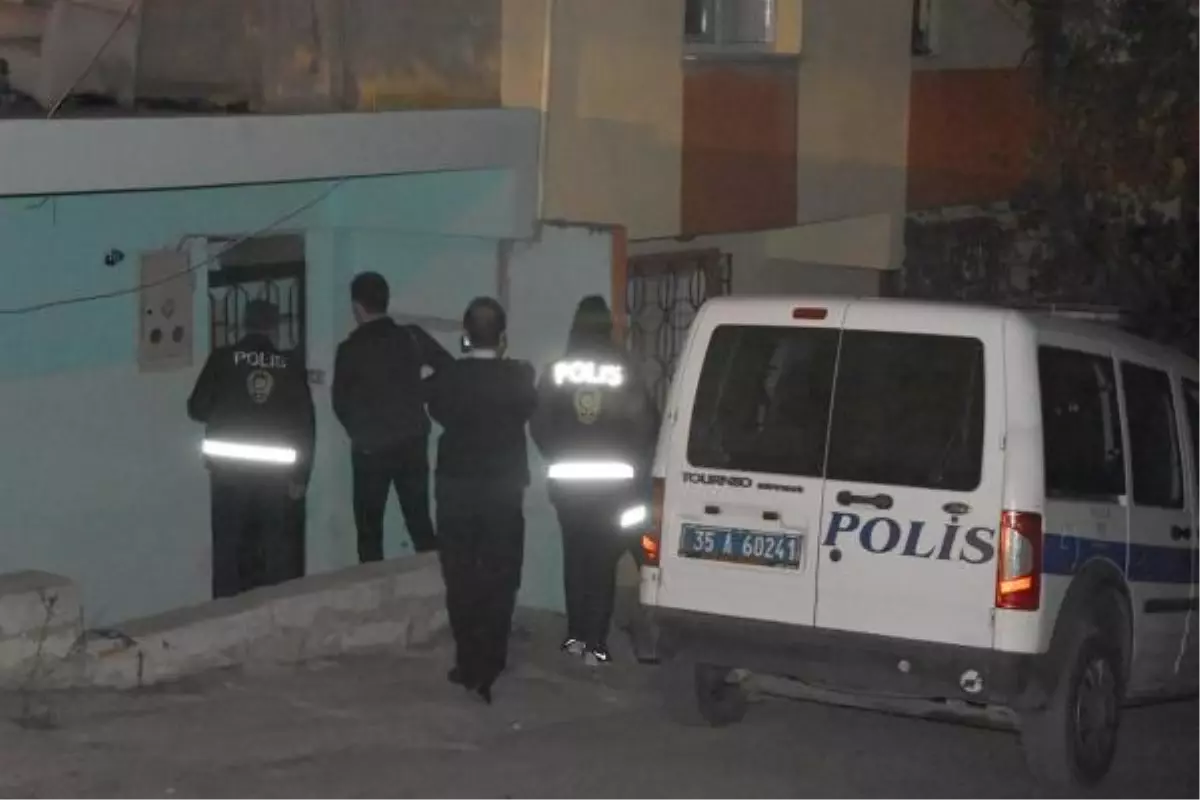 İzmir\'de Terör Operasyonunda 12 Kişi Gözaltına Alındı