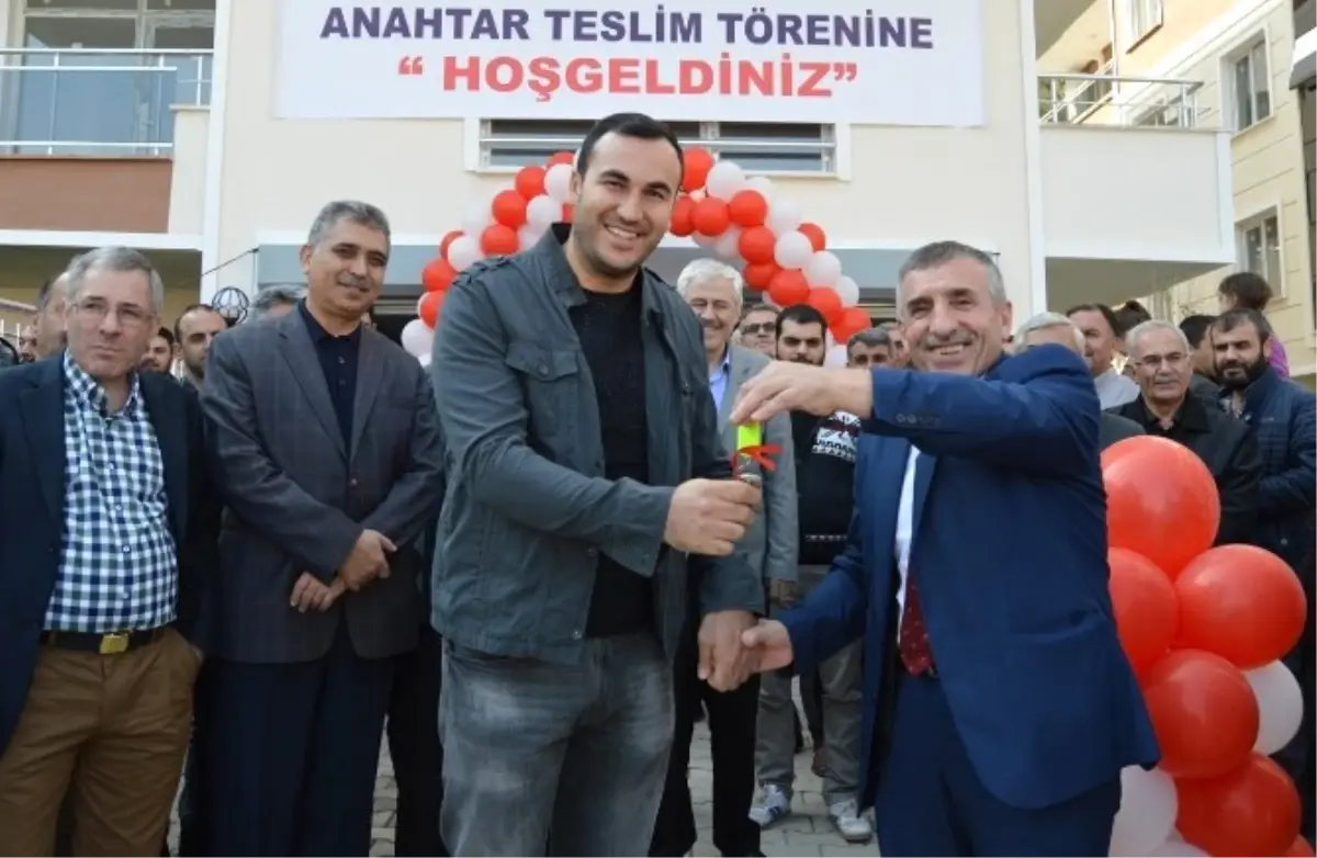 Manisa\'da, Huzurlu İnşaat\'tan 2. Etap Anahtar Teslimi