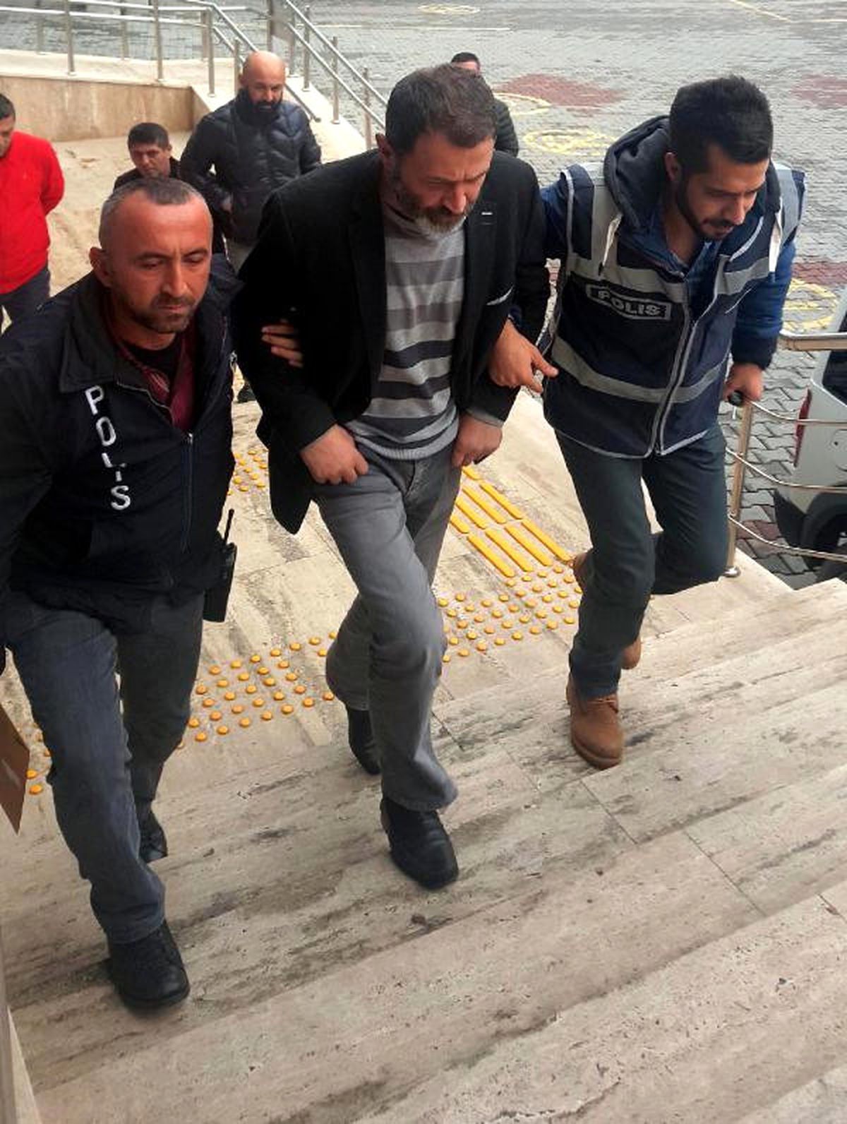 Restoranda Silahlı Kavga: 1 Yaralı